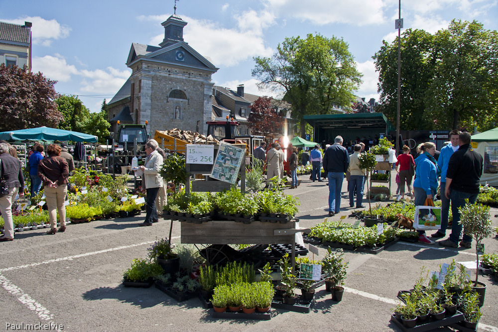  Ostbelgien - 22. Blumenmarkt in Eupen 